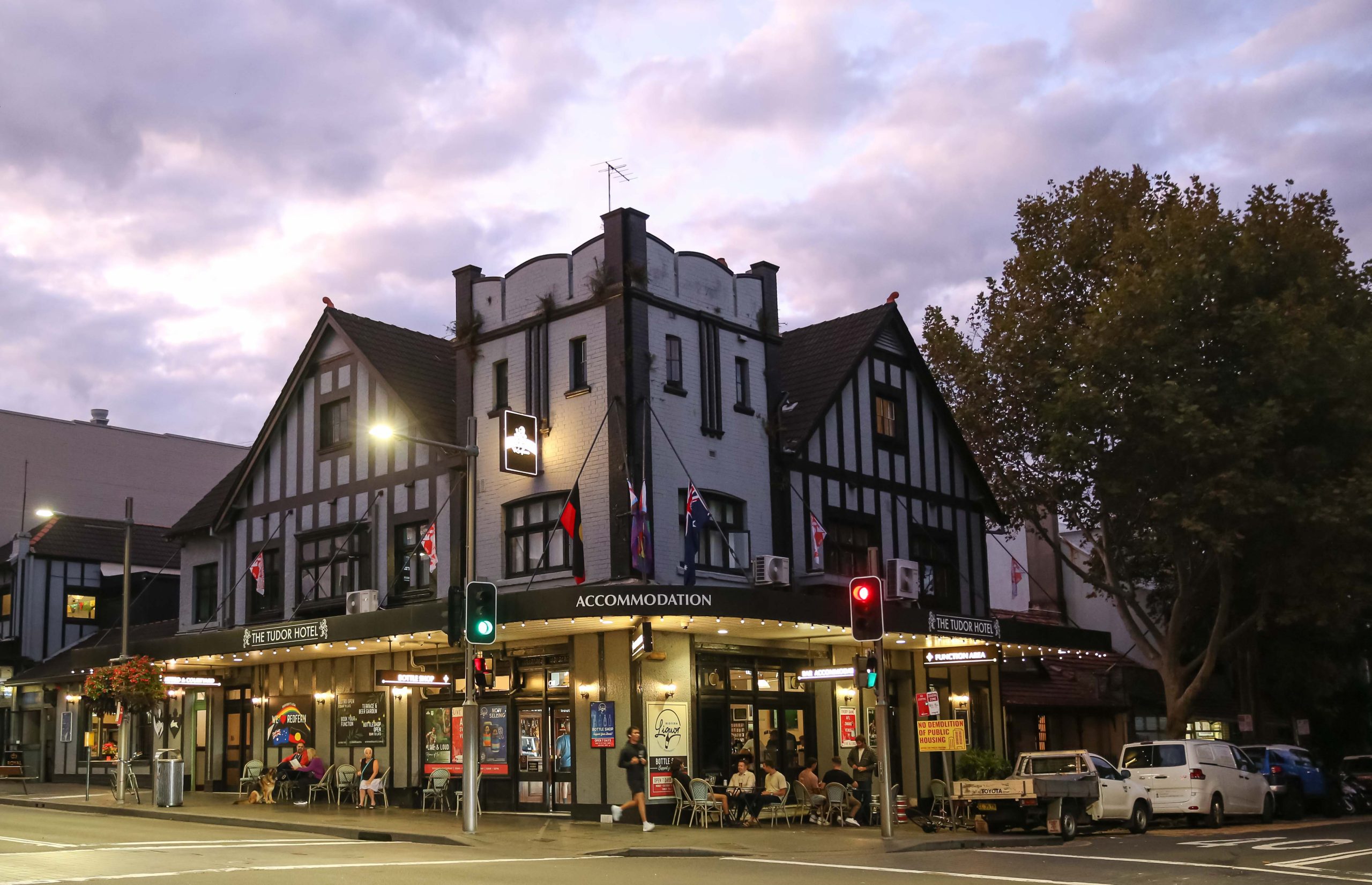 Tudor Hotel Redfern
